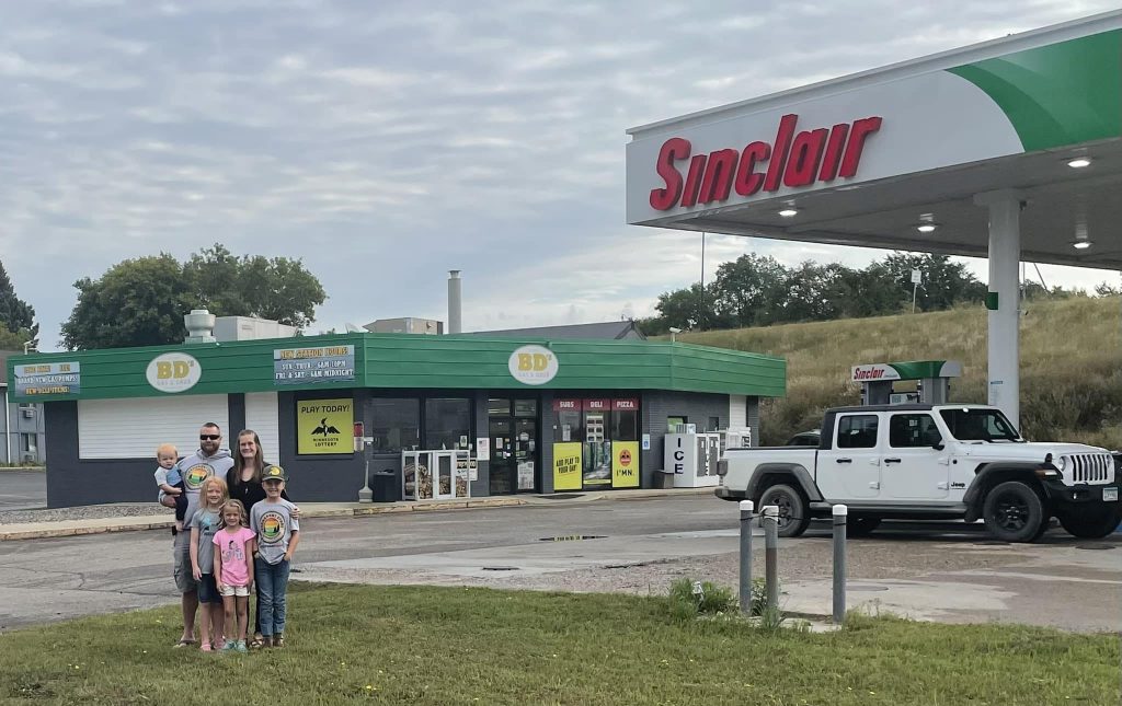 Owners of Cormorant Store Purchase BD’s Gas & Grub in Detroit Lakes